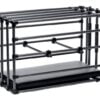 Cette cage en métal pour le jeu Puppy est ajustable. Elle a une planche rembourrée