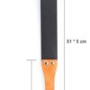 Le paddle Wood Spank est un accessoire conçu avec une partie souple qui vient claquer sur la peau