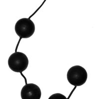 Boules anales avec 5 balls de 3.5 cm de diamètre. Ce sextoy mesure environ 37 cm de long