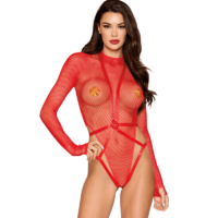 Bodystring rouge, en résille, manches longues et harnais. Les deux peuvent être portés indépendamment l’un de l’autre,
