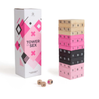Tower of Sex est un jeu qui propose deux façons ludiques de jouer. Lancez les dés et enlever les pièces en bois en faisant attention